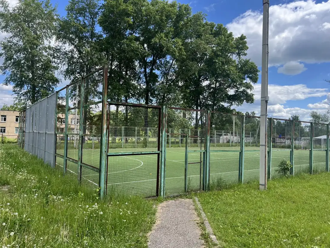 Замена ограждения спортивного корта